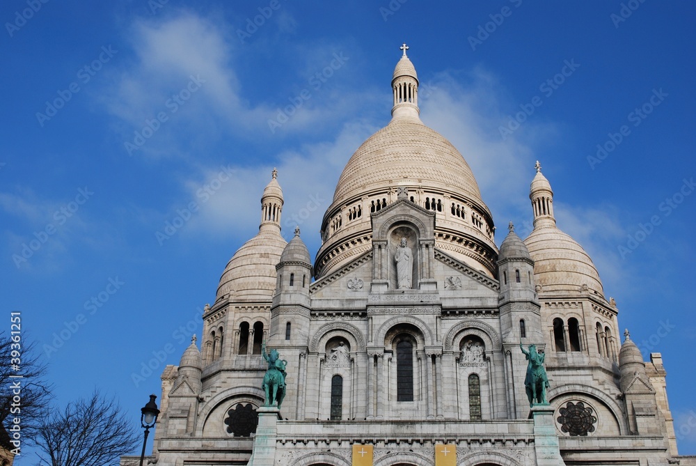 The Basilica of Sacre Coeur, Montmartre, Paris, France The Basilica of Sacre Coeur, Montmartre, Paris, France