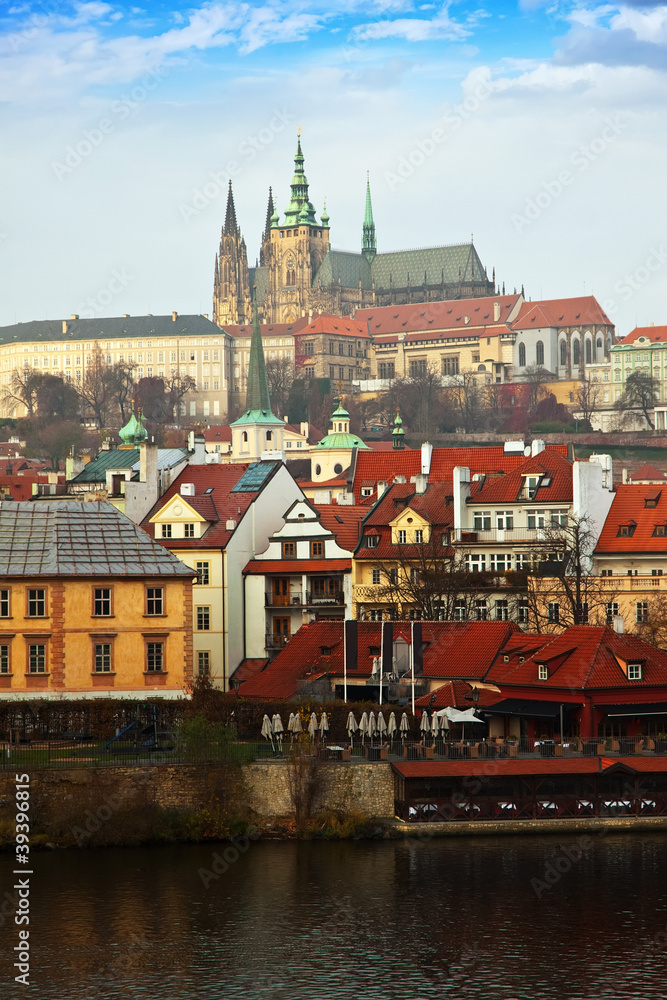 Obraz premium Day view of Prague