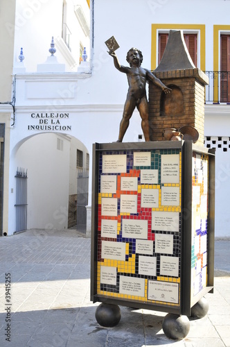 Callejon de la Inquisicion en Sevilla