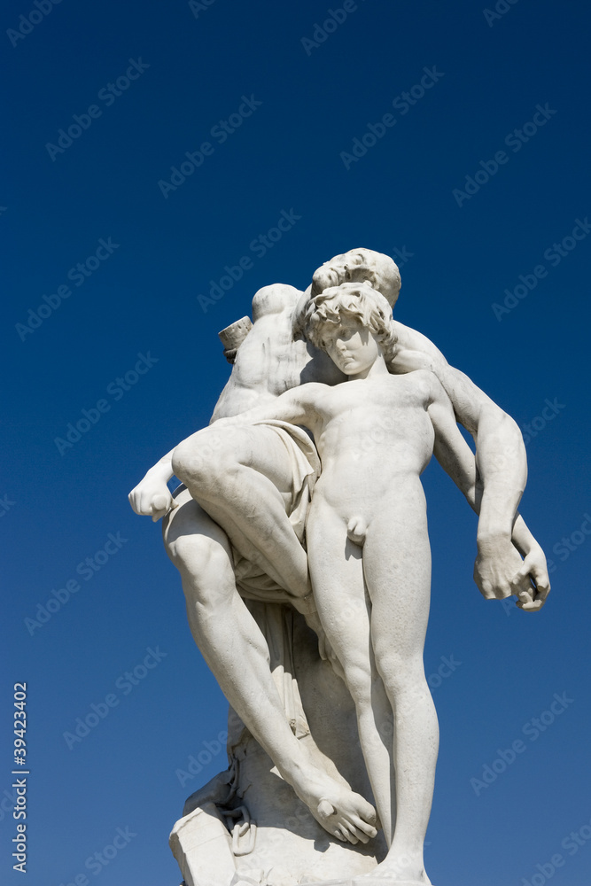 Le serment de Spartacus, Jardin des Tuileries, Paris, France Le serment de Spartacus, Jardin des Tuileries, Paris, France