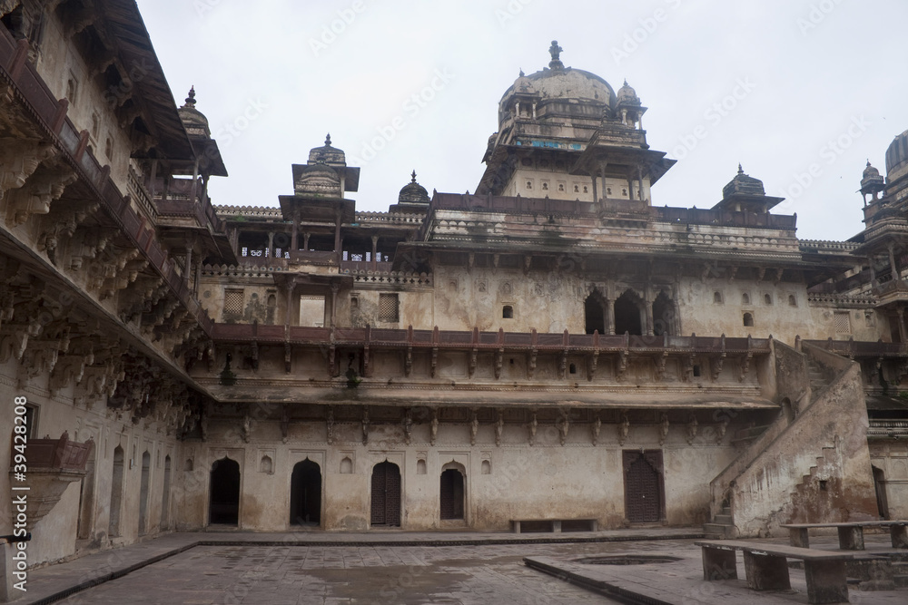 Obraz premium Exterior of palace in Orchha, India