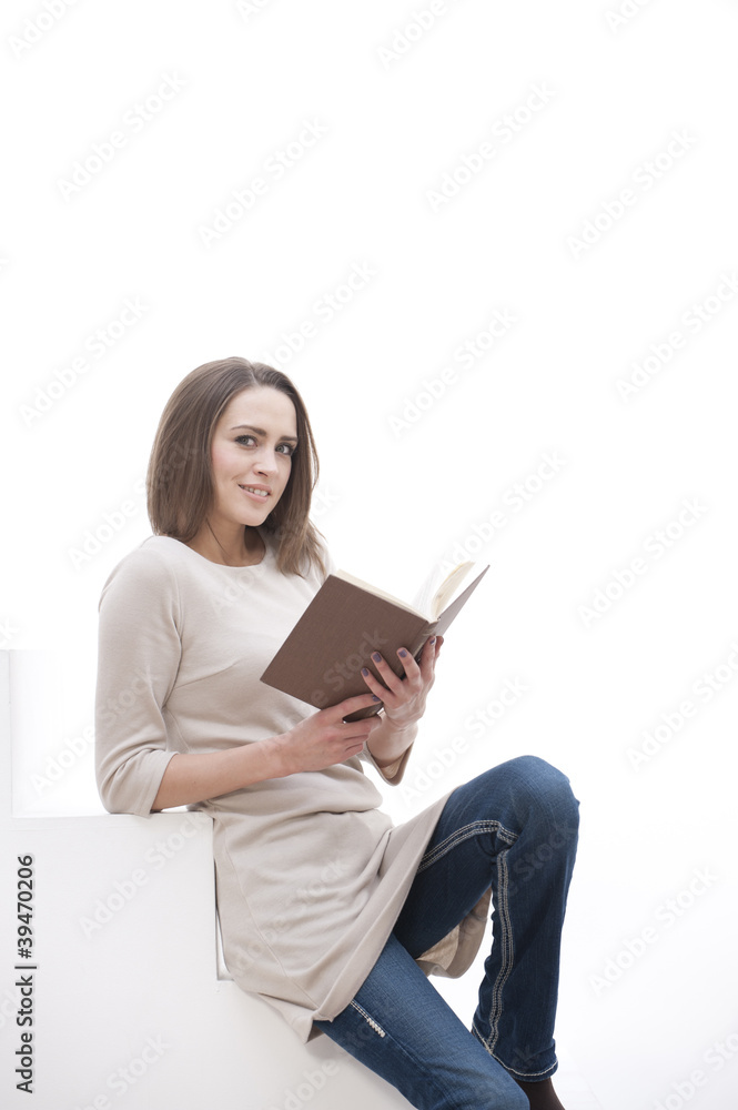 The woman who reads a book The woman who reads a book