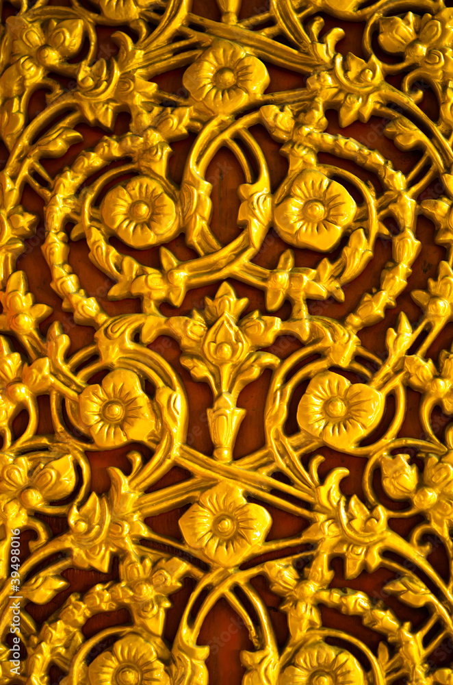 Golden flower pattern on the door