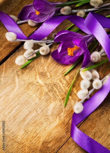 Fototapeta Naklejka Na Ścianę i Meble -  vintage Easter card, spring flowers on a wooden background