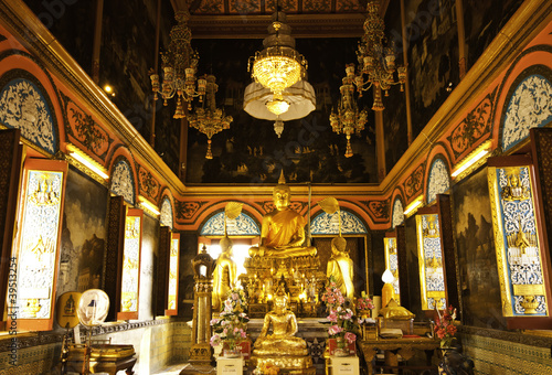 The golden Buddha photo