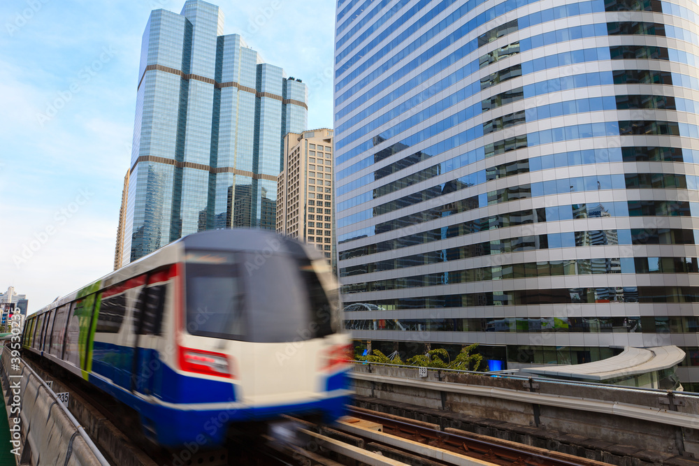 Obraz premium Sky train