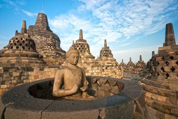 Ingelijste posters Indonesië Borobudur tempel op Java eiland  © Luciano Mortula-LGM