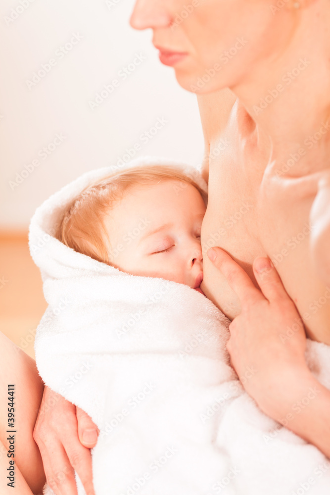 baby beim stillen baby beim stillen