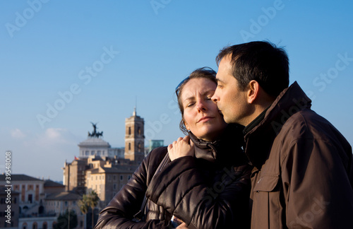 couple en voyage à Rome