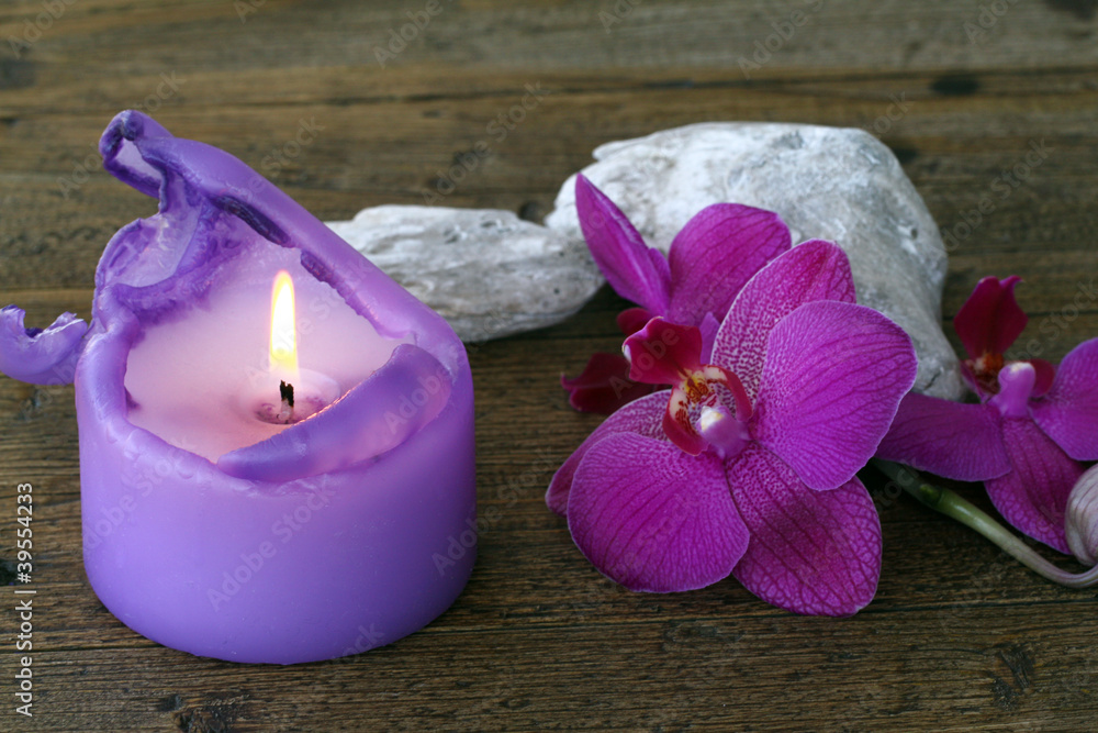 Orchidee und Kerze Orchidee und Kerze