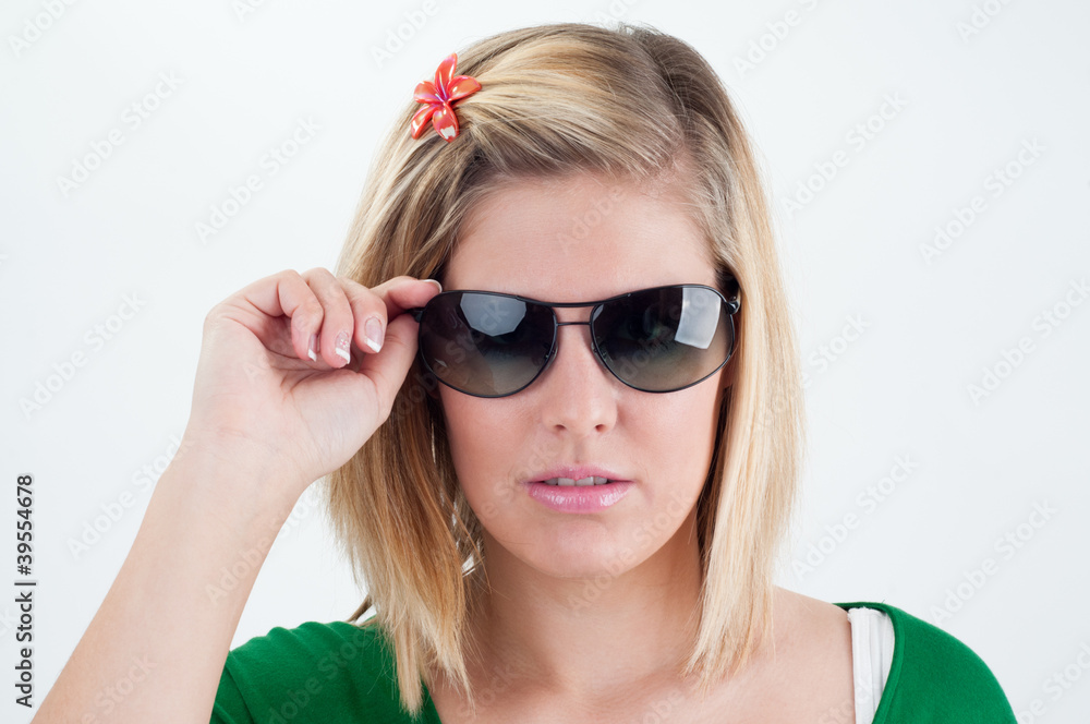 Frau mit Sonnenbrille Frau mit Sonnenbrille