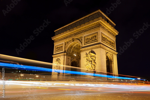 Arc de Triomphe - Arch of Triumph by night in Paris, France © Samuel B.