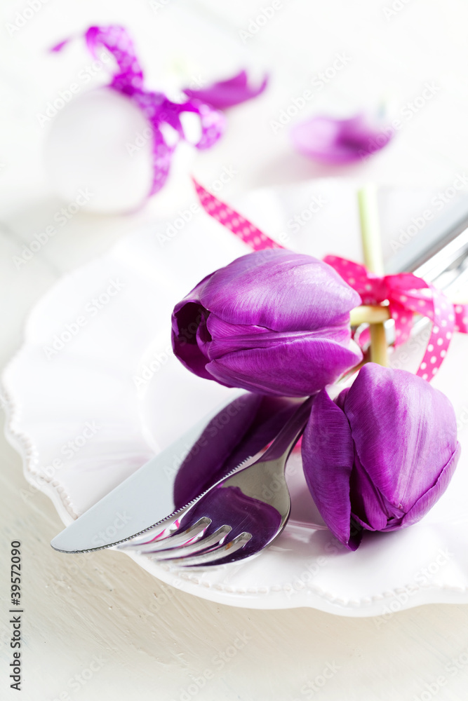 Gedeck zu Ostern Gedeck zu Ostern