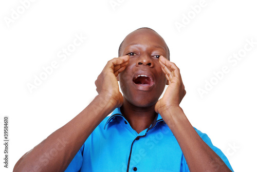 Fotografie jeune criant