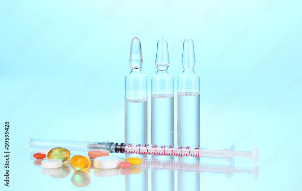 Insulin syringe with medical ampoules and tablets Insulin syringe with medical ampoules and tablets