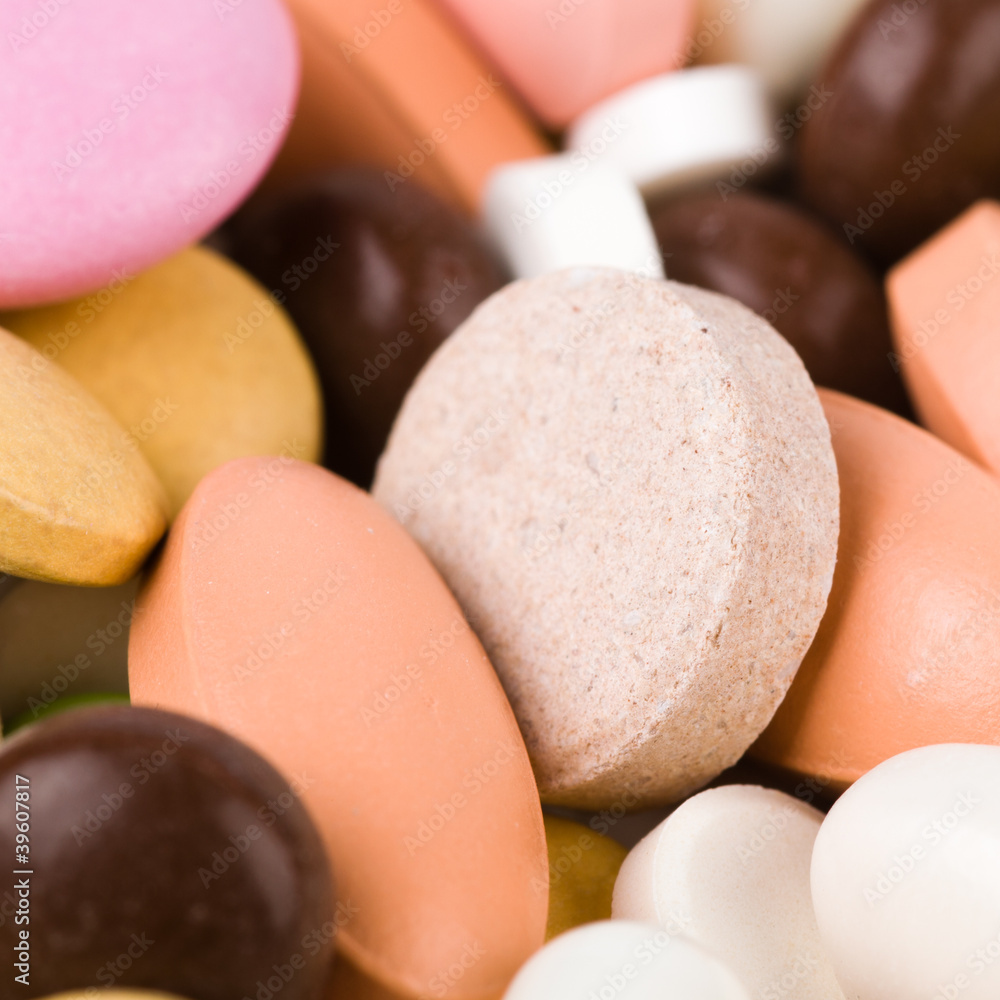 Obraz premium heap of colorful pills