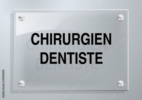 CHIRURGIEN DENTISTE_Plexi