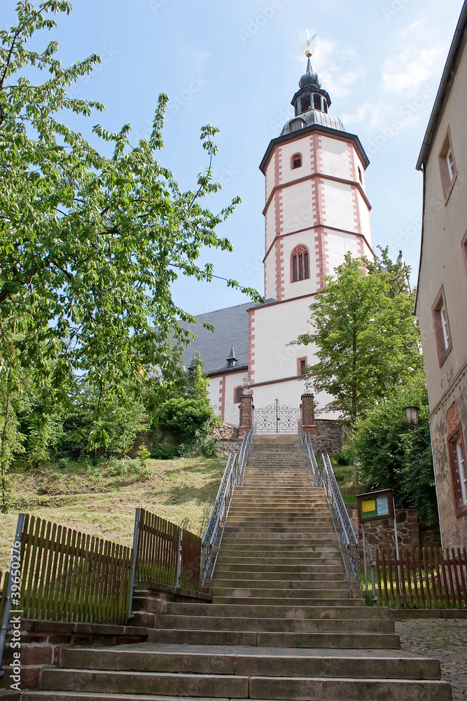 Church is in city Penig