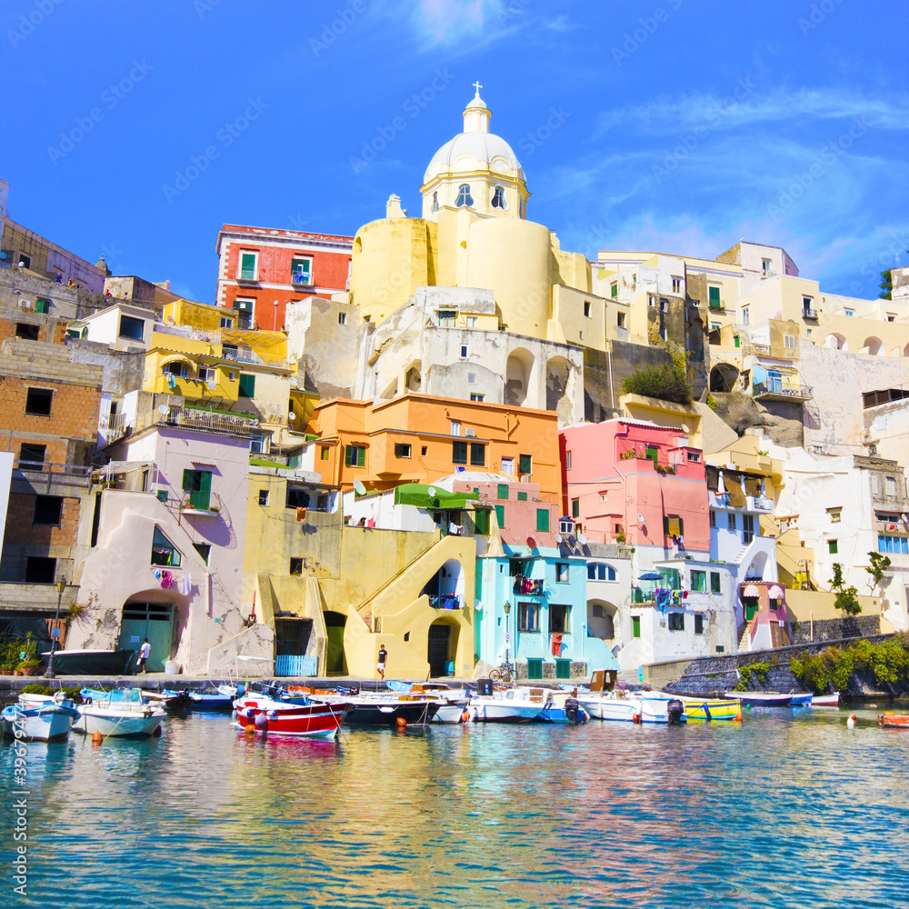 Procida, Isola nel mar mediterraneo, Napoli