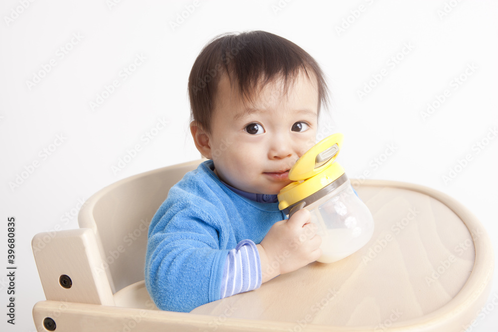 14months baby eat milk 14months baby eat milk