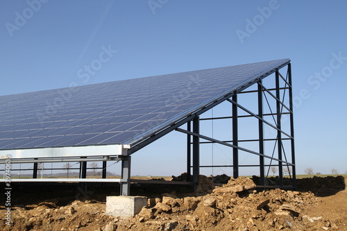 Toit de hangar photovoltaïque