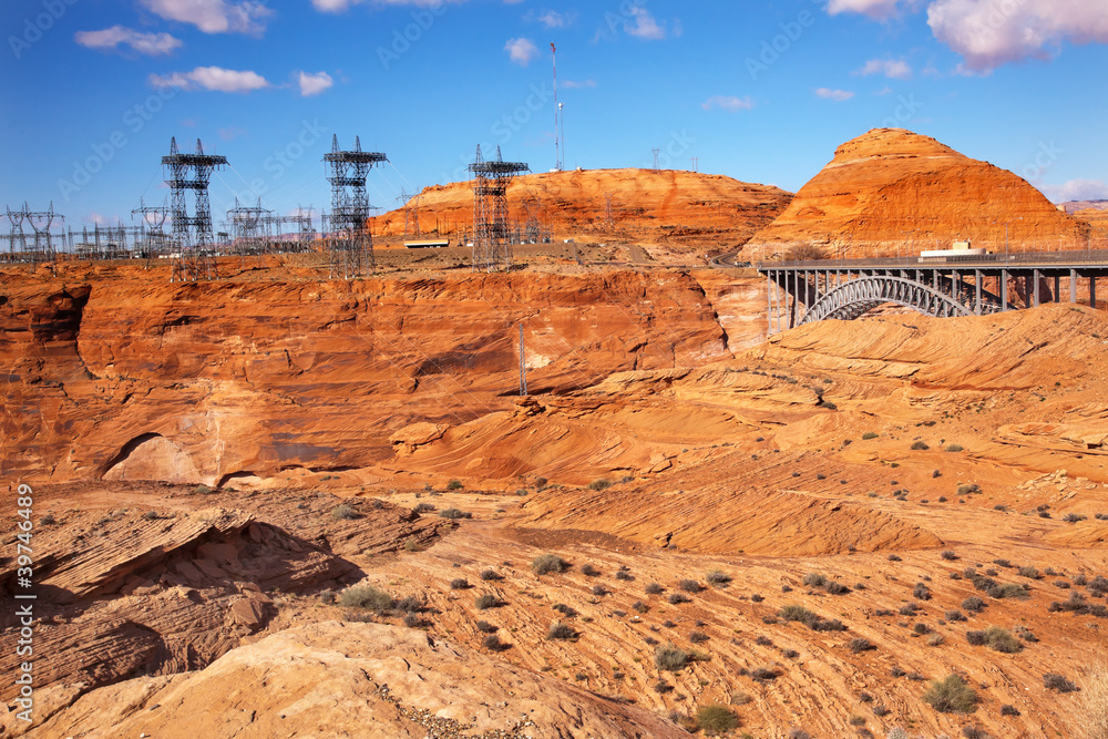 Naklejka premium Glen Canyon Dam Electric Power Towers Lines Arizona