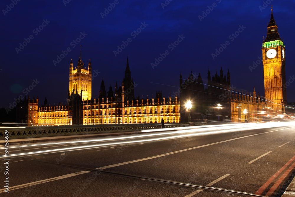 Big Ben and the House of Parliament at night, London, UK