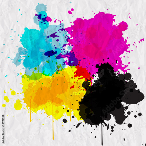CMYK Splash Flecken auf Papier