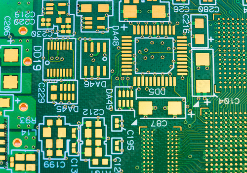Printed circuit board with no elements