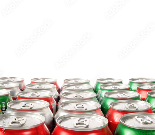 Pattern of soft drink can tops