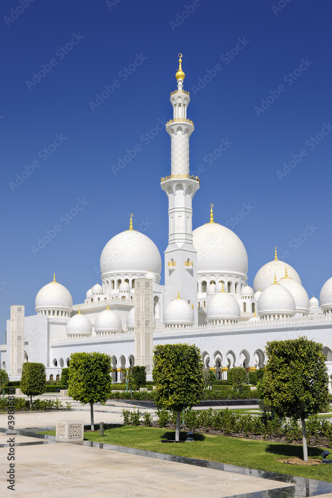Sheikh Zayed Bin Sultan Al Nahyan Mosque, Abu Dhabi