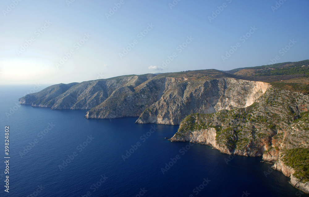 Urwisty klif, wyspa Zakynthos , Grecja