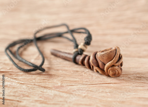 Quadro em tela smoking pipe necklace