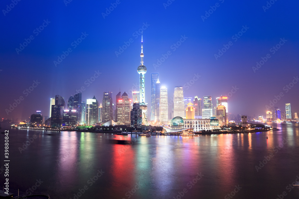Fototapeta premium shanghai skyline at night
