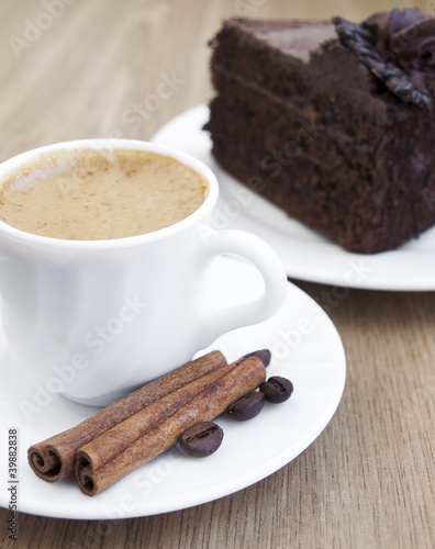 Cappuccino and chocolate cake