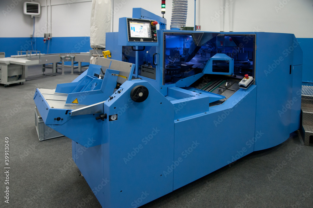 Print shop (press printing) - Finishing line Print shop (press printing) - Finishing line