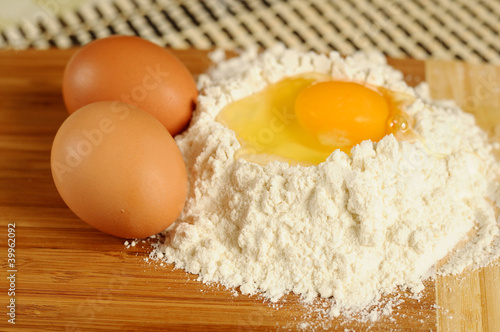 Products for home-baked eggs and flour