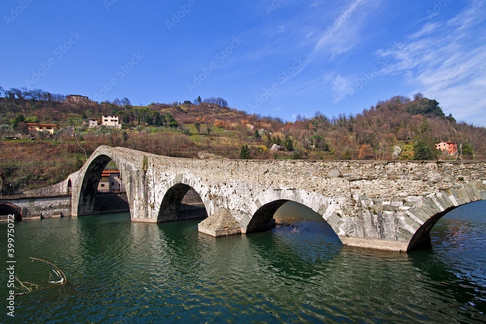 Fototapeta premium Ponte del diavolo