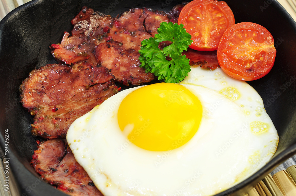Ei, Bacon Ei, Bacon