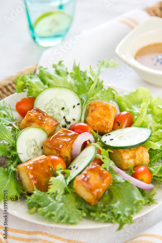 Tofu Salad with sesame dressing