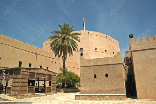 Oman. Il Forte di Nizwa photo