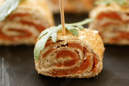 Fotografie amuse bouche galette saumon tartare 5