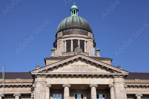 Detailaufnahme vom Oberlandesgericht in Hamburg