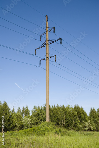 Support of high voltage transmission lines © Arctos