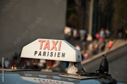 taxi parisien trocadéro