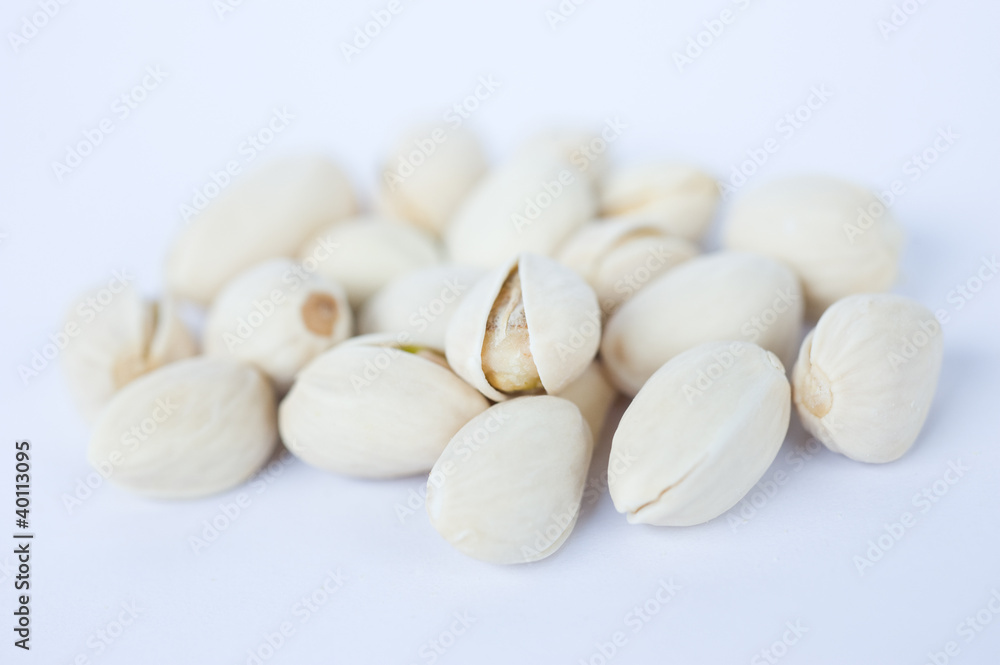 shelled pistachio