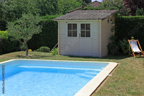 cabane de piscine