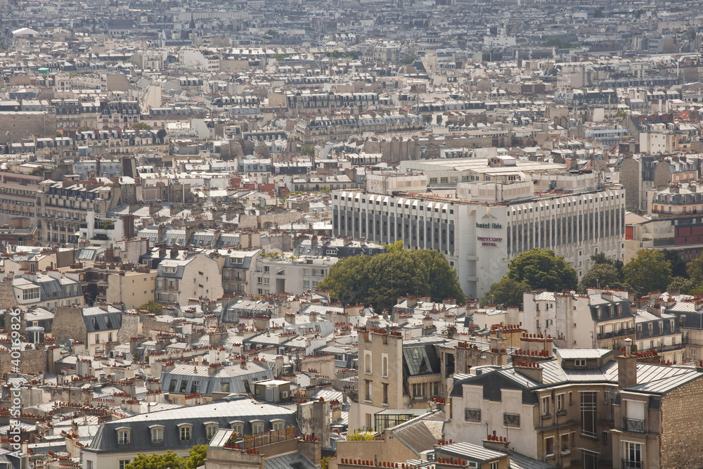Obraz premium Looking down on Paris