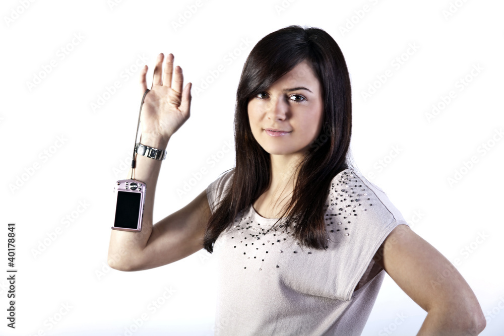 Frau hält eine Kamera in der Hand Frau hält eine Kamera in der Hand
