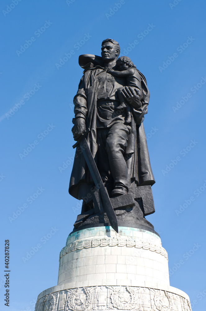 Fototapeta premium Soviet War Memorial (Treptower Park)